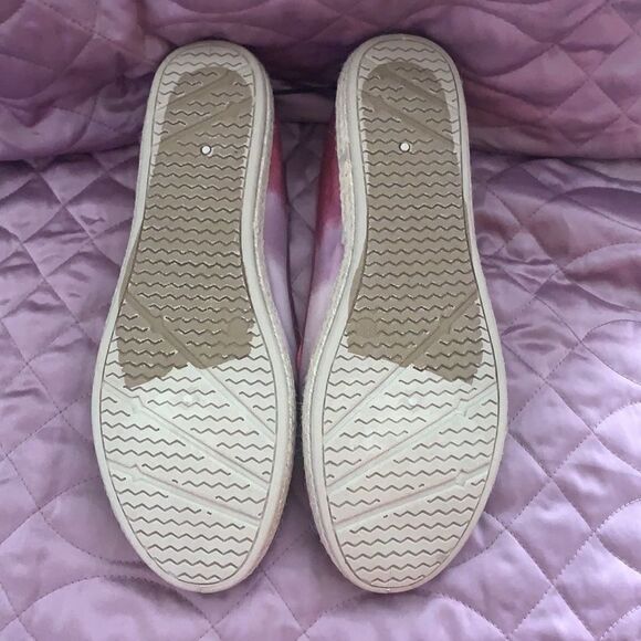 Tie Dye  Flats - Picture 4 of 8